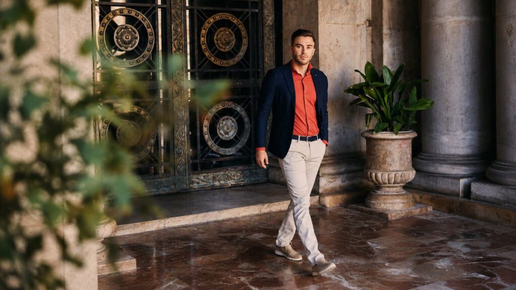 Mann mit Blazer - Business